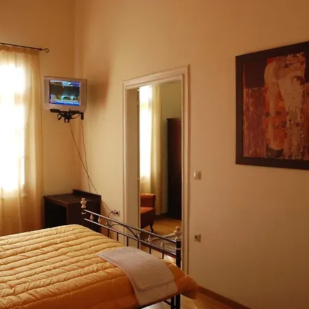 Allotino Pensjonat 4*